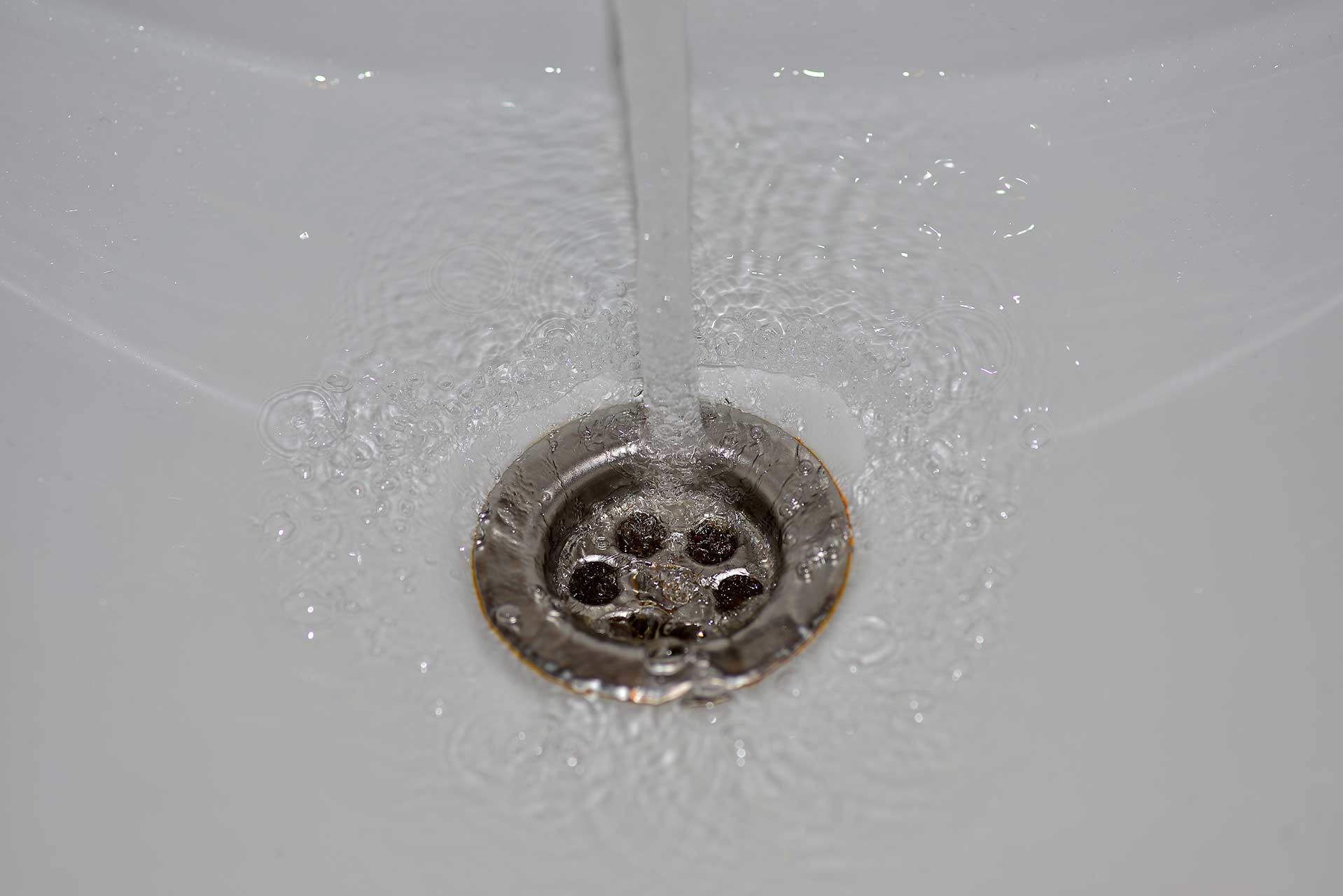 A2B Drains provides services to unblock blocked sinks and drains for properties in Midhurst.